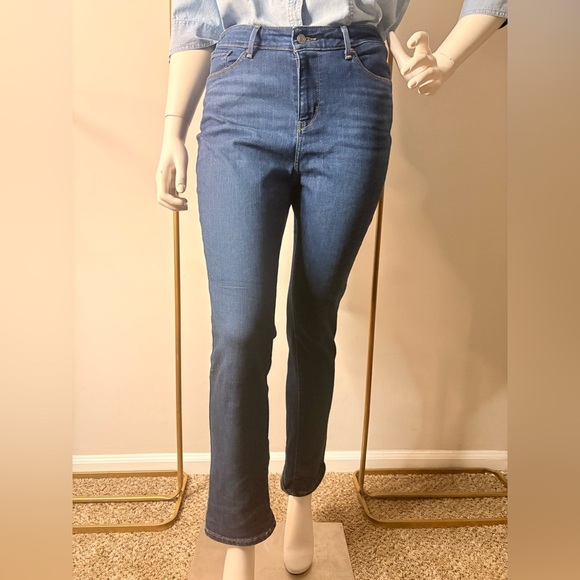 Signature by Levi Strauss Blue Straight Leg Jeans - Picture 3 of 12